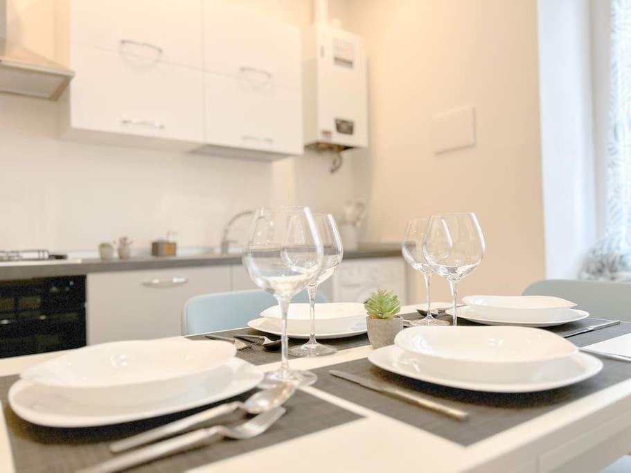 Appartement Lusso In Centro Storico - Wifi - Ac à Savone Extérieur photo