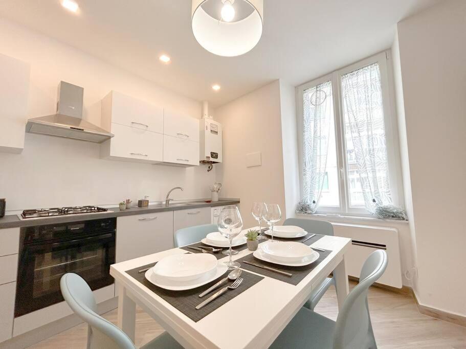 Appartement Lusso In Centro Storico - Wifi - Ac à Savone Extérieur photo