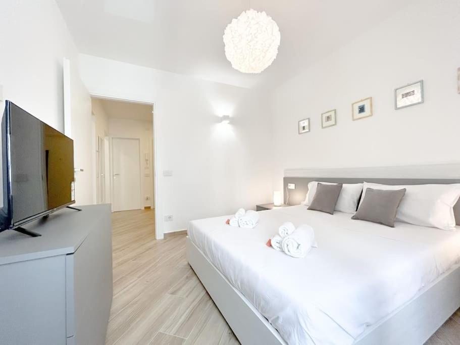 Appartement Lusso In Centro Storico - Wifi - Ac à Savone Extérieur photo